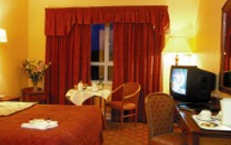 רוסקרברי Celtic Ross Hotel & Leisure Centre מראה חיצוני תמונה