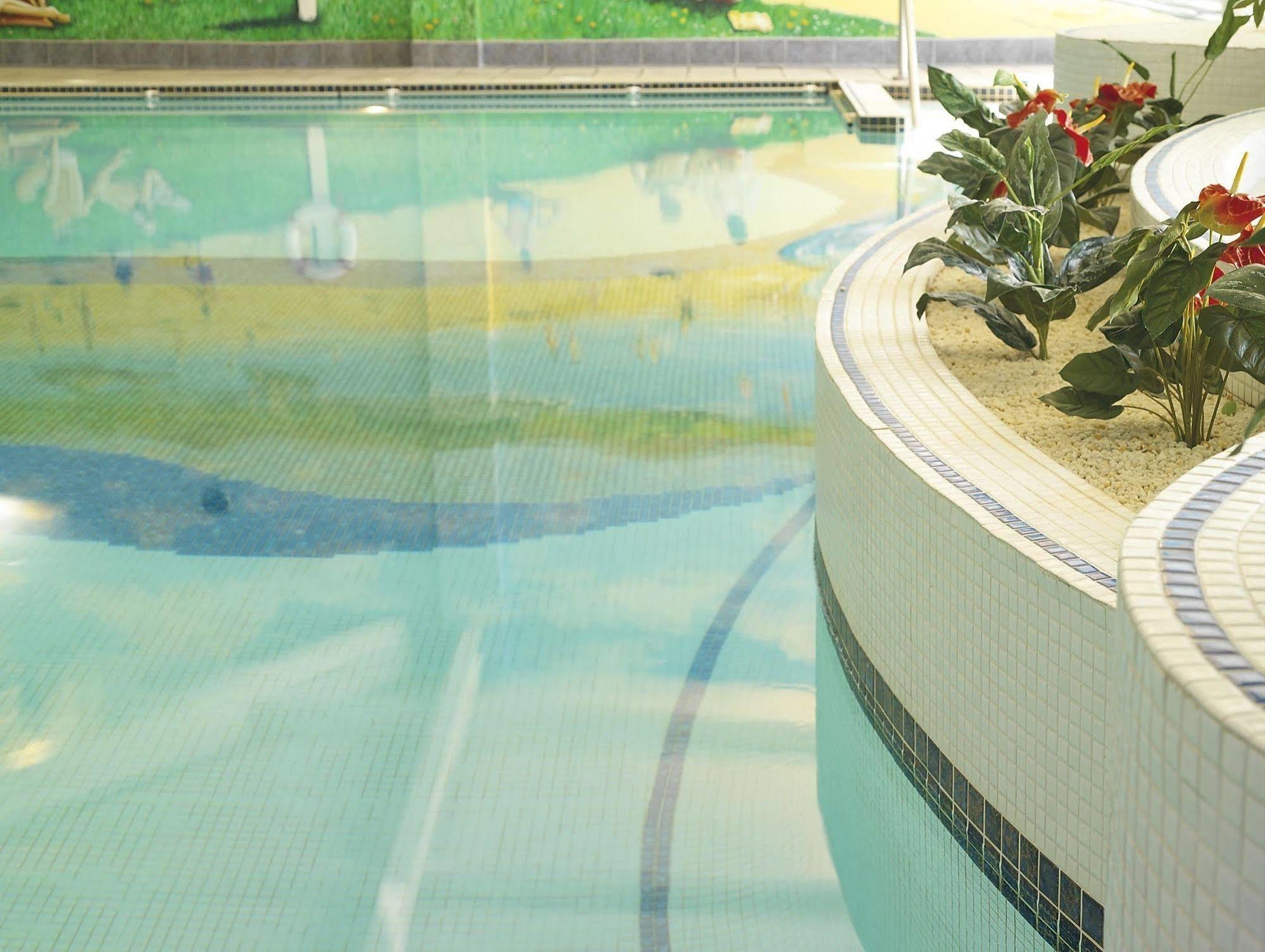 רוסקרברי Celtic Ross Hotel & Leisure Centre מראה חיצוני תמונה